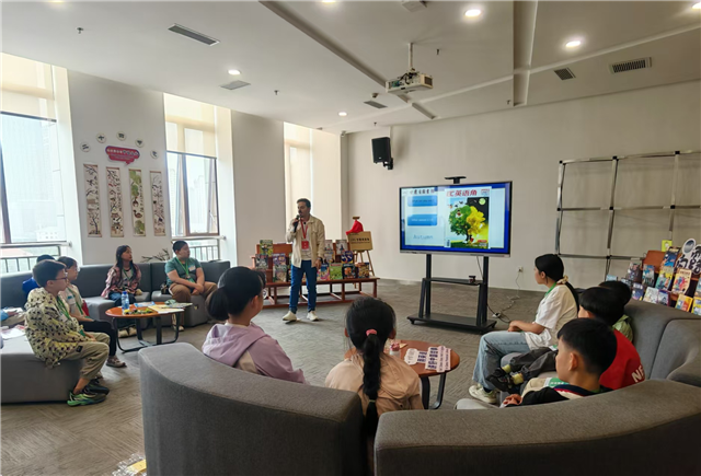 白露话节气,双语传诗意丨甘肃省图书馆“甘图英语角”首期活动顺利举行